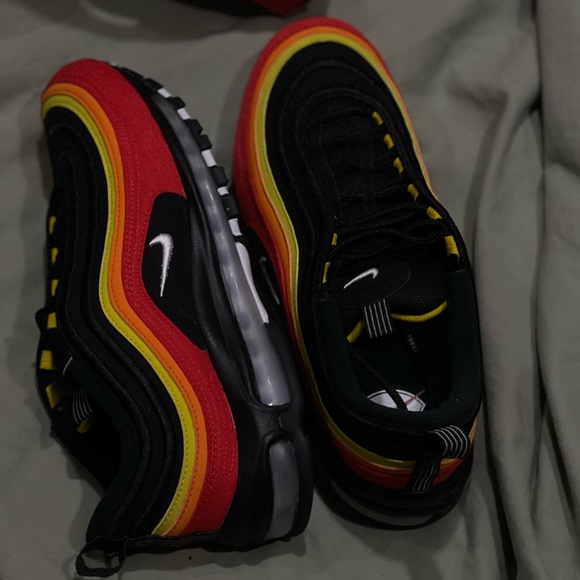 Nike Air Max 97 Black Chile Red Magma Orange - Picture 3 of 4